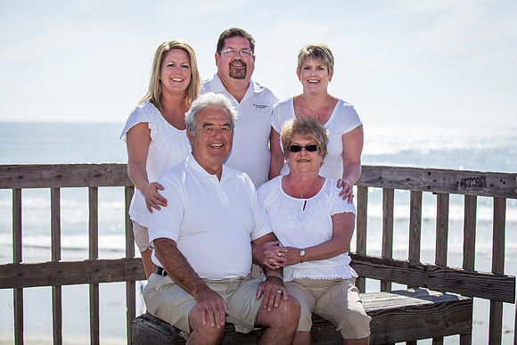 Pacific Beach, San Diego Family Photo by Menifee, Murrieta, Temecula Wedding and Family Photographer