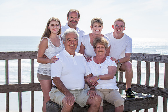Pacific Beach, San Diego Family Photo by Menifee, Murrieta, Temecula Wedding and Family Photographer