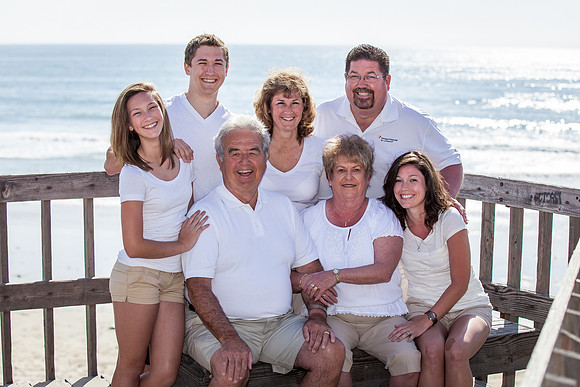 Pacific Beach, San Diego Family Photo by Menifee, Murrieta, Temecula Wedding and Family Photographer