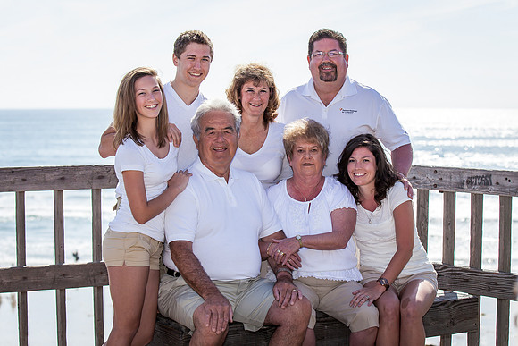 Pacific Beach, San Diego Family Photo by Menifee, Murrieta, Temecula Wedding and Family Photographer