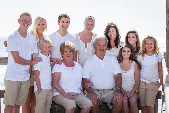 Pacific Beach, San Diego Family Photo by Menifee, Murrieta, Temecula Wedding and Family Photographer
