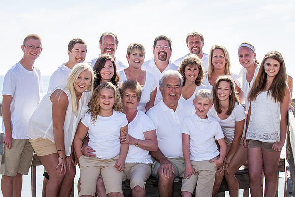 Pacific Beach, San Diego Family Photo by Menifee, Murrieta, Temecula Wedding and Family Photographer