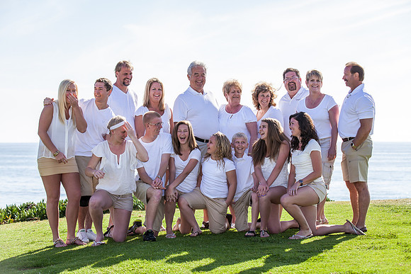 Pacific Beach, San Diego Family Photo by Menifee, Murrieta, Temecula Wedding and Family Photographer