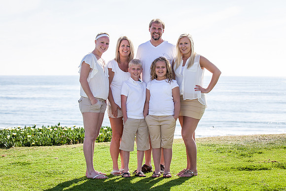 Pacific Beach, San Diego Family Photo by Menifee, Murrieta, Temecula Wedding and Family Photographer