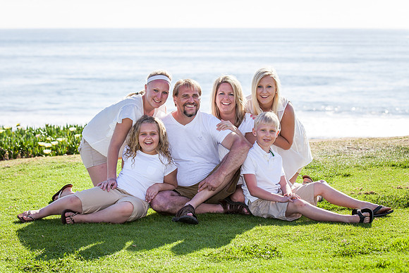 Pacific Beach, San Diego Family Photo by Menifee, Murrieta, Temecula Wedding and Family Photographer
