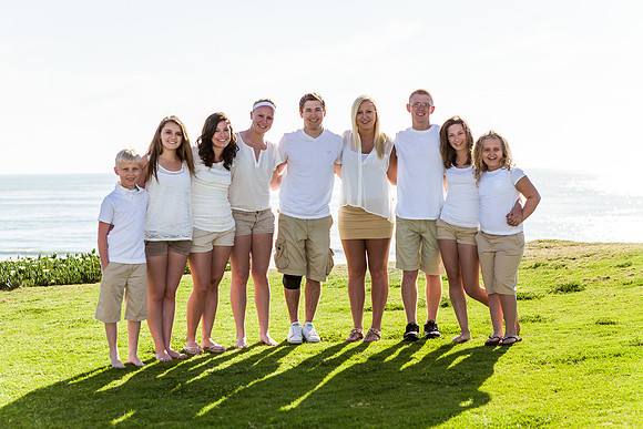 Pacific Beach, San Diego Family Photo by Menifee, Murrieta, Temecula Wedding and Family Photographer