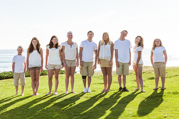 Pacific Beach, San Diego Family Photo by Menifee, Murrieta, Temecula Wedding and Family Photographer