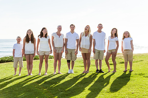 Pacific Beach, San Diego Family Photo by Menifee, Murrieta, Temecula Wedding and Family Photographer