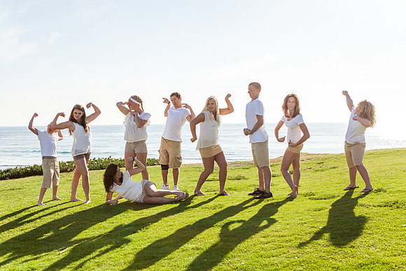 Pacific Beach, San Diego Family Photo by Menifee, Murrieta, Temecula Wedding and Family Photographer