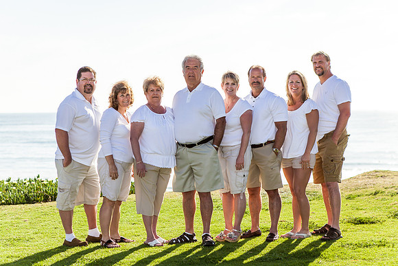 Pacific Beach, San Diego Family Photo by Menifee, Murrieta, Temecula Wedding and Family Photographer