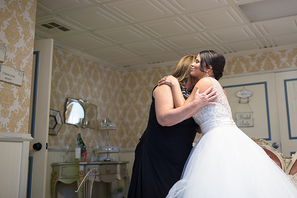 Stone Garden Events Fallbrook Wedding Photo by Temecula Wedding Photographer - Hope and Christopher