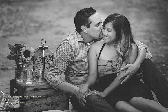 Temecula Valley Winery Family Photo by Wedding Photographer, Christine and Daniel