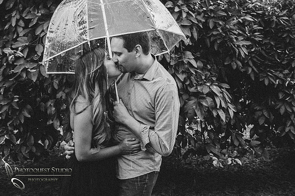 Temecula Valley Winery Family Photo by Wedding Photographer, Christine and Daniel