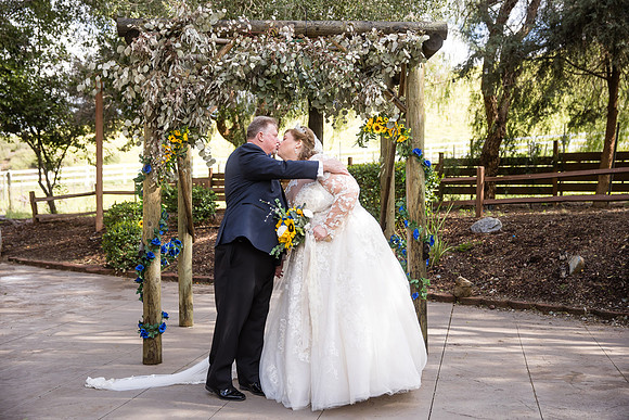 wedding photographer in temecula orange county longshadow ranch winery karen scott-411