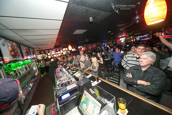 Pitstop Pub Sports Bar & Grill Menifee, UFC 196 MCGREGOR VS. DIAZ by Menifee Photographer