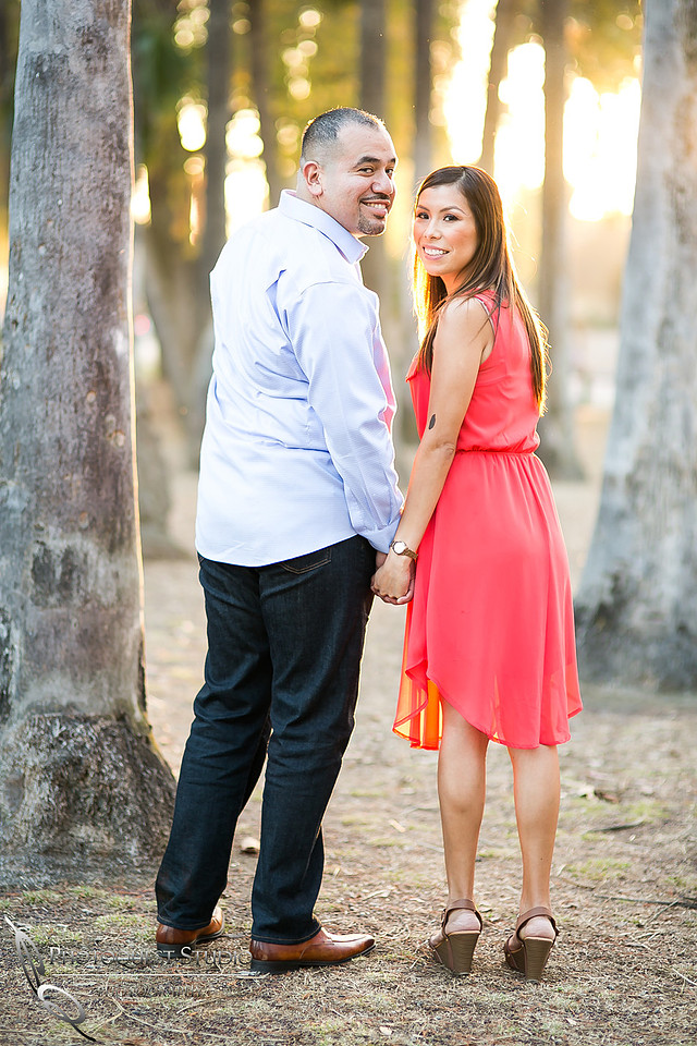 Sunset engagement photot at Fairmount Park, Riverside