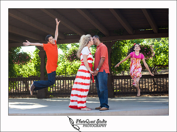 Family photo at Wilson Creek Winery, Paul David, Elevate Fitness Studio by Menifee Family Photogarpher of Photoquest Studio, Photography