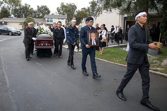 A Mike's Dad Funeral 10.11.26-188