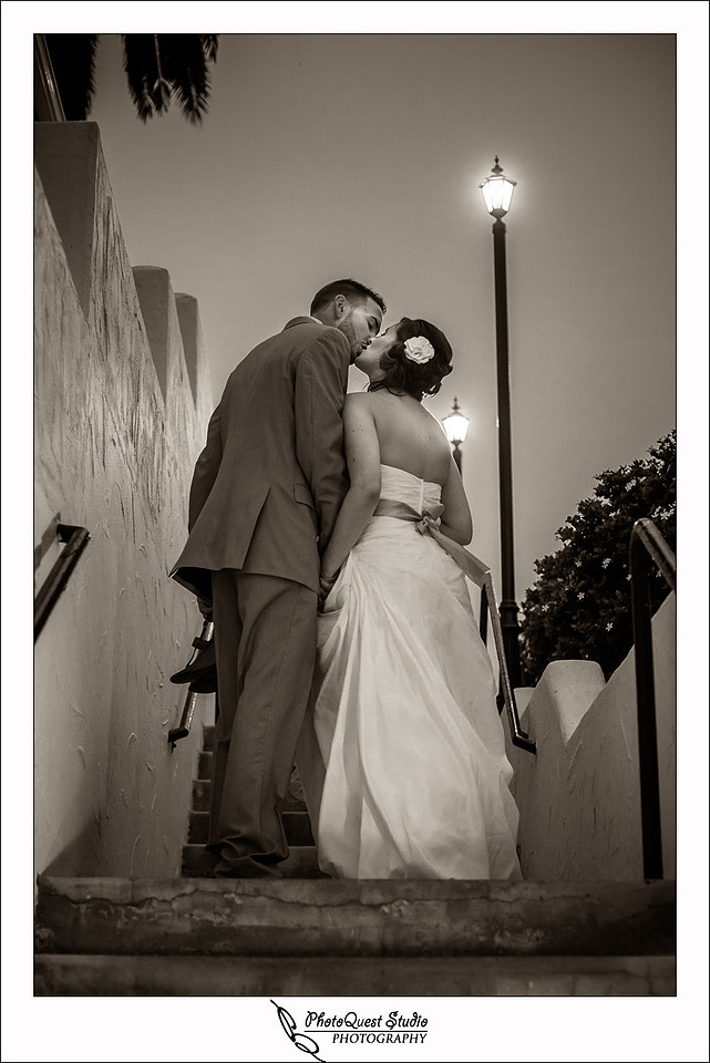 Carlsbad Beach Wedding by Temecula Wedding Photogarpher of Photoquest Studio, Photography, the evening kiss