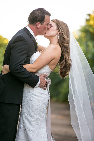 Beautiful wedding at Wiens Family Cellars Temecula Winery - Sarah & Shawn