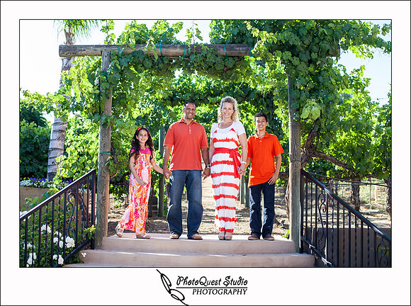 Family photo at Wilson Creek Winery, Paul David, Elevate Fitness Studio by Menifee Family Photogarpher of Photoquest Studio, Photography