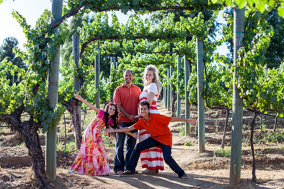 Family photo at Wilson Creek Winery, Paul David, Elevate Fitness Studio by Menifee Family Photogarpher of Photoquest Studio, Photography