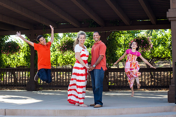 Family photo at Wilson Creek Winery, Paul David, Elevate Fitness Studio by Menifee Family Photogarpher of Photoquest Studio, Photography