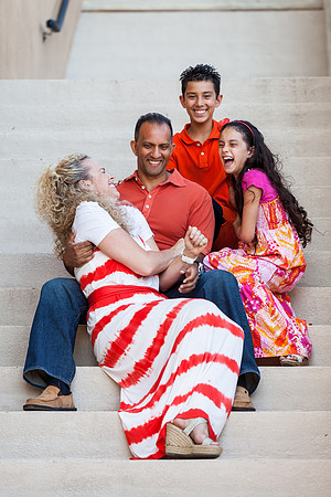 Family photo at Wilson Creek Winery, Paul David, Elevate Fitness Studio by Menifee Family Photogarpher of Photoquest Studio, Photography