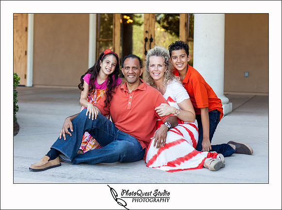 Family photo at Wilson Creek Winery, Paul David, Elevate Fitness Studio by Menifee Family Photogarpher of Photoquest Studio, Photography