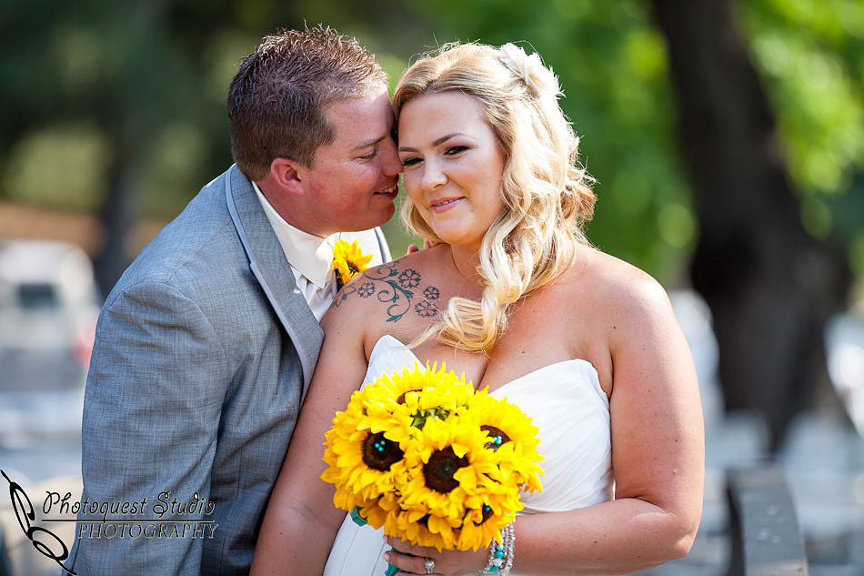 the kiss on the cheek at southern california wedding, Champagne Village, Valley Center Wedding by Temecula Wedding Photographer of Photoquest Studio, Photography