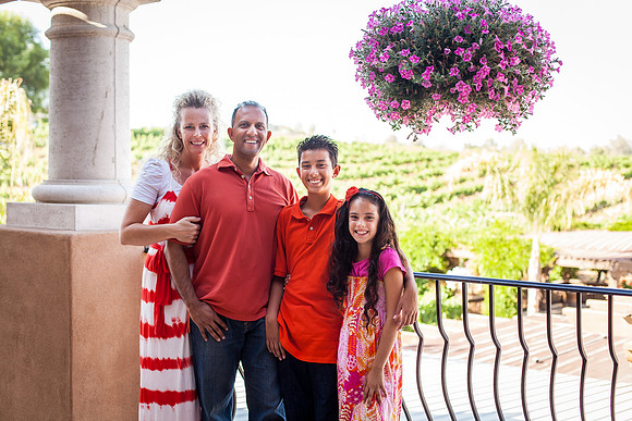Family photo at Wilson Creek Winery, Paul David, Elevate Fitness Studio by Menifee Family Photogarpher of Photoquest Studio, Photography