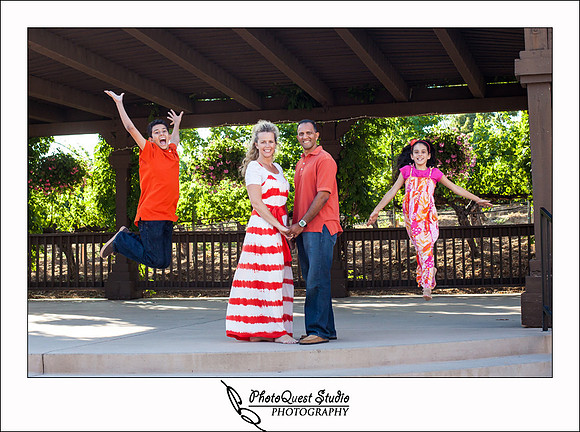 Family photo at Wilson Creek Winery, Paul David, Elevate Fitness Studio by Menifee Family Photogarpher of Photoquest Studio, Photography