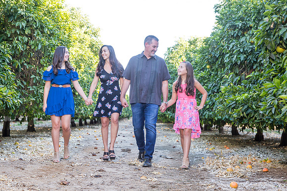 Family Photo in Temecula by Fallbrook, Temecula Wedding Photographer, Rayne & Mike-5