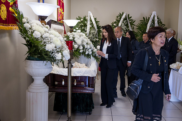 A Mike's Dad Funeral 10.11.26-164