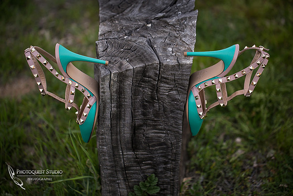 Valentino Rockstud Leather - Perfect Valentine's Day Gift (2) Hanging by the egde