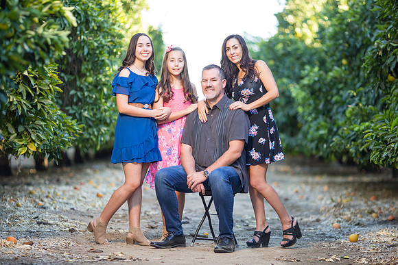 Family Photo in Temecula by Fallbrook, Temecula Wedding Photographer, Rayne & Mike-14
