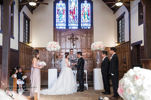 Chapel of Orange ring exchange, wedding