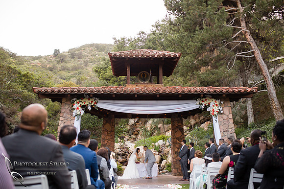 ringing the bell on wedding day