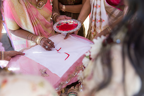 beautiful indian family little butterfly babyshower pooja parth-297