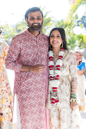beautiful indian family little butterfly babyshower pooja parth-321