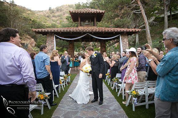 Wedding-photo-at-Pala-Mesa-Resort-by-Wedding-Photographer-in-Temecula,-Ashley-&-Kyle
