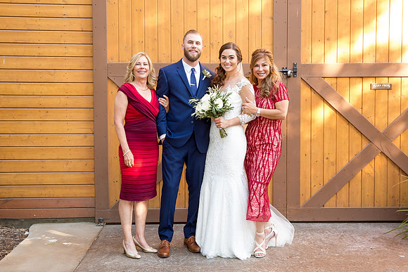 Photographer in Temecula, Longshadow Ranch Wedding, Parris and Derek (326)