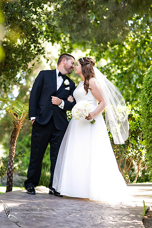 Wedding-photo-at-Pala-Mesa-Resort-by-Temecula-Wedding-Photographer,-Carly-&-Brian