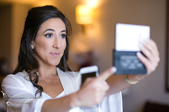 The bride and her mirror