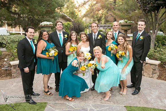 Bridal party photo-by-Wedding-Photographer-in-Temecula