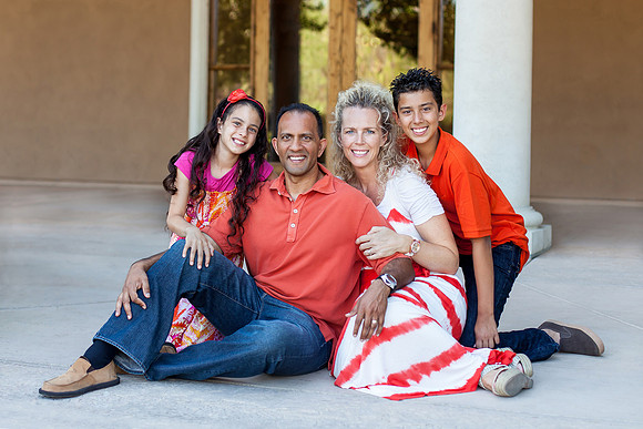Family-Photo-at-Wilson-Creek-Winery-Temecula-Family-Photographer