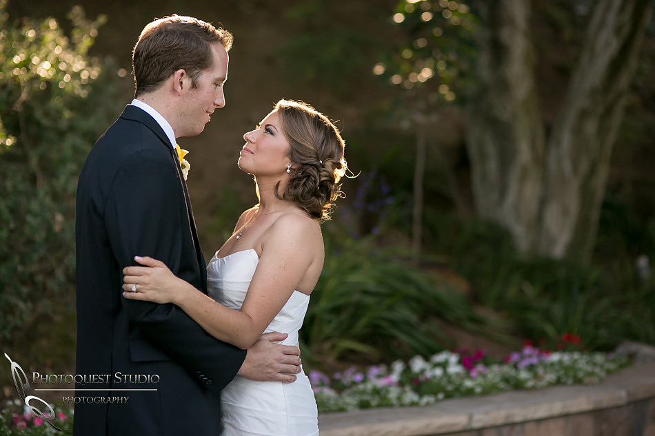 the golden back light by-Wedding-Photographer-in-Temecula