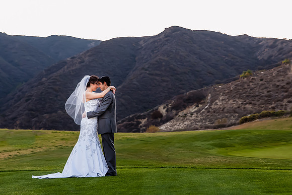 orange county temecula wedding photographer at riverside golf club