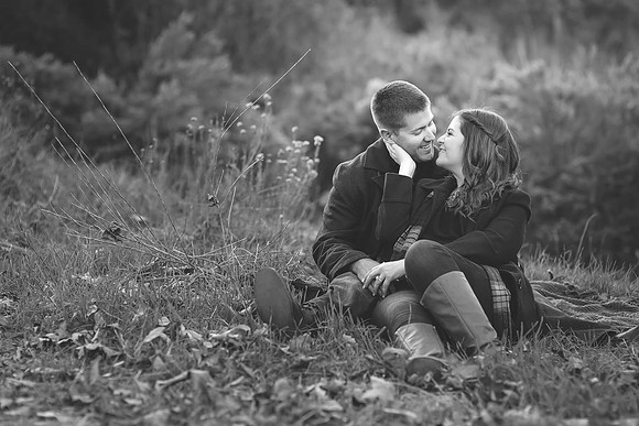 Fall-Engagement--Photo-by-Temecula-and-Fallbrook-Wedding-Photographer-Carly-and-Brian--(1)