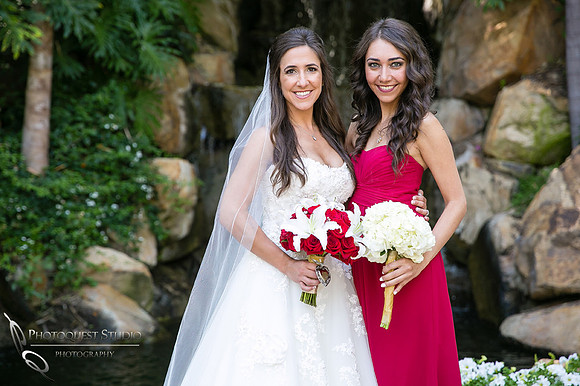 the bride and her Bridesmaid